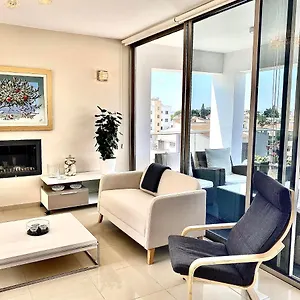 The Penthouse 401 Apartment